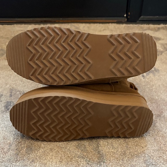 Stylish Tan Ankle Booties - Picture 6 of 6